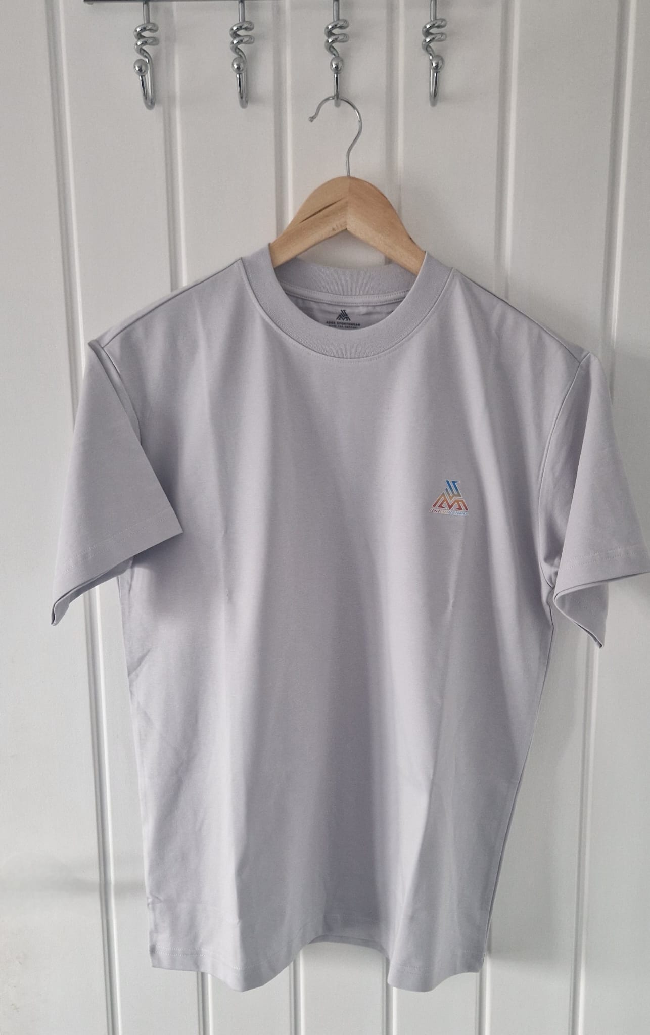 Adox Sportswear T-Shirt – Outdoor Graphic Tee for Everyday Comfort